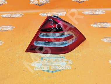 Фонарь задний правый MERCEDES-BENZ C-класс W203/S203/CL203 (2000 - 2004) — Разборка Мерседес