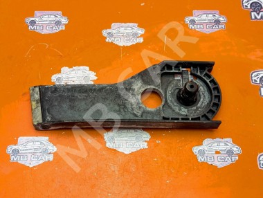 Кронштейн радиатора MERCEDES-BENZ CLA-класс C117/X117 рестайлинг (2016 - 2019) &mdash; Разборка Мерседес