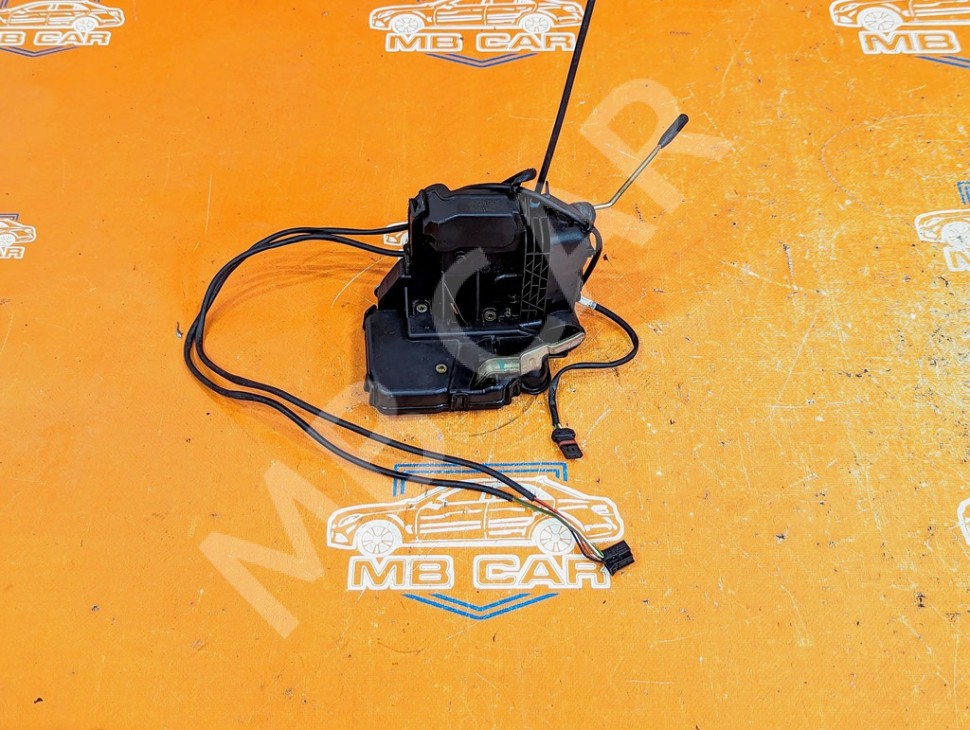 Замок двери передней левой MERCEDES-BENZ C-класс W203/S203/CL203 (2000 - 2004) фото 1 &mdash; Разборка Мерседес