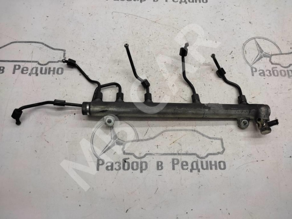 Рампа топливная MERCEDES-BENZ C-класс W203/S203/CL203 (2000 - 2004) фото 1 — Разборка Мерседес