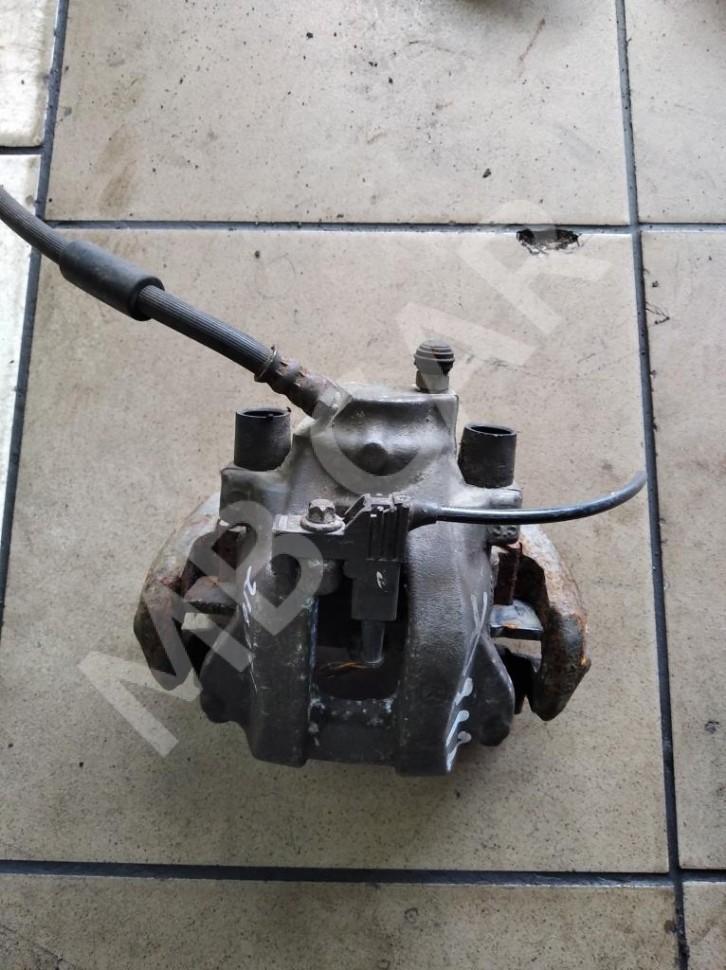 Суппорт задний правый MERCEDES-BENZ E-класс W212/S212/C207/A207 рестайлинг (2013 - 2016) фото 1 — Разборка Мерседес