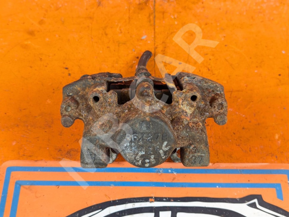 Суппорт задний левый MERCEDES-BENZ C-класс W203/S203/CL203 (2000 - 2004) фото 1 &mdash; Разборка Мерседес