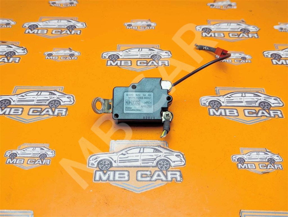 Усилитель антенны MERCEDES-BENZ S-класс W220 рестайлинг (2002 - 2005) фото 1 &mdash; Разборка Мерседес