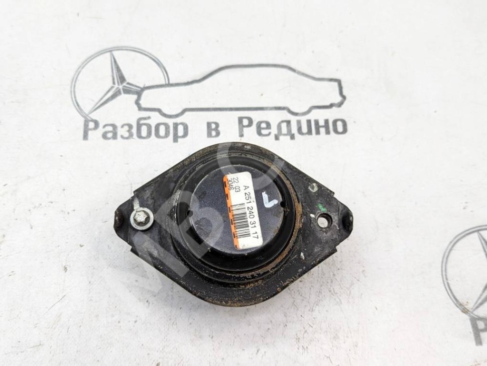Опора двигателя MERCEDES-BENZ M-класс W164 (2005 - 2008) фото 1 — Разборка Мерседес