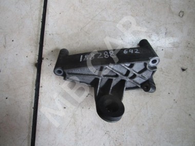 Кронштейн MERCEDES-BENZ E-класс W212/S212/C207/A207 (2009 - 2013) — Разборка Мерседес