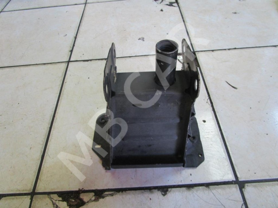 Кронштейн усилителя заднего бампера MERCEDES-BENZ GL-класс X164 (2006 - 2009) фото 1 — Разборка Мерседес