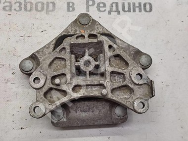 Опора КПП MERCEDES-BENZ C-класс W205/S205/C205/A205 (2014 - 2018) — Разборка Мерседес