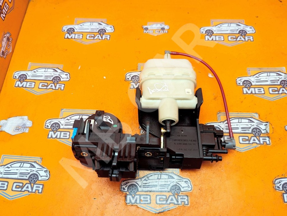 Замок багажника MERCEDES-BENZ S-класс W220 (1998 - 2005) фото 1 &mdash; Разборка Мерседес