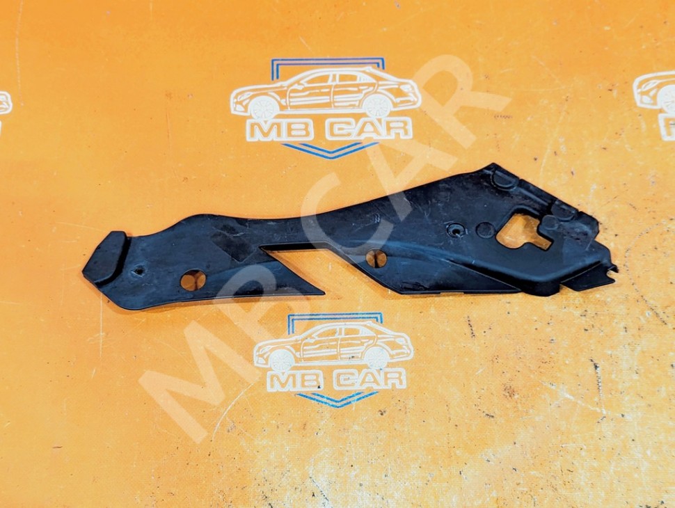 Крышка фары MERCEDES-BENZ C-класс W204/S204 (2006 - 2011) фото 1 — Разборка Мерседес