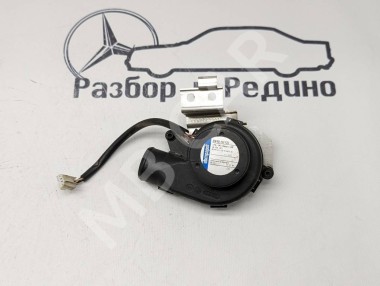 Моторчик охлаждения ЭБУ MERCEDES-BENZ S-класс W221 (2005 - 2009) — Разборка Мерседес