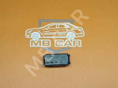 Кнопка аварийной сигнализации MERCEDES-BENZ S-класс W140 (1991 - 1998) — Разборка Мерседес