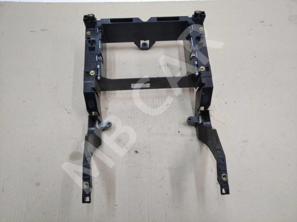 Кронштейн крепления команд MERCEDES-BENZ E-класс W211/S211 рестайлинг (2006 - 2009) фото 1 — Разборка Мерседес