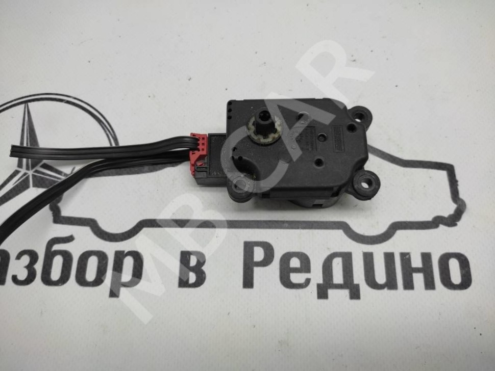 Сервоприводы печки MERCEDES-BENZ C-класс W203/S203/CL203 (2000 - 2004) фото 1 — Разборка Мерседес