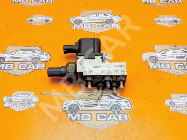 Блок клапанов пневмоподвески MERCEDES-BENZ E-класс W211/S211 (2002 - 2006) — Разборка Мерседес