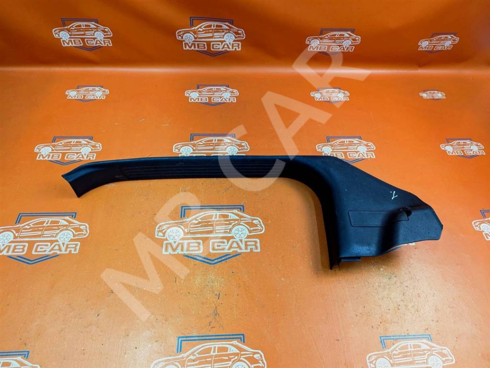 Накладка порога внутренняя MERCEDES-BENZ GL-класс X166 (2012 - 2016) фото 1 — Разборка Мерседес