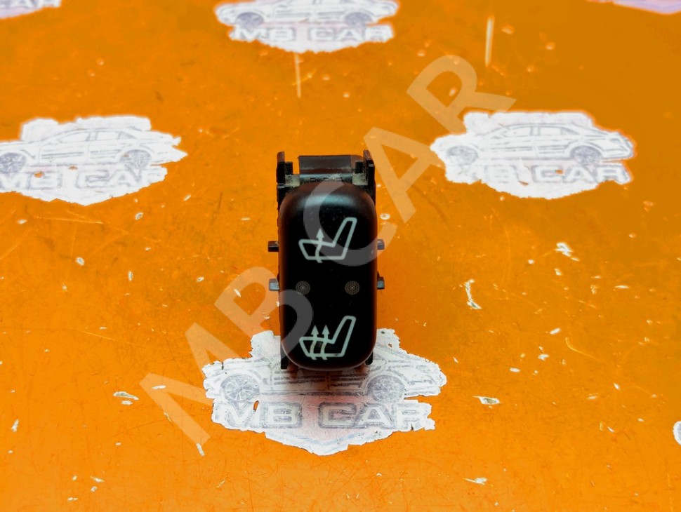 Кнопка обогрева сидений MERCEDES-BENZ M-класс W163 (1997 - 2001) фото 1 &mdash; Разборка Мерседес