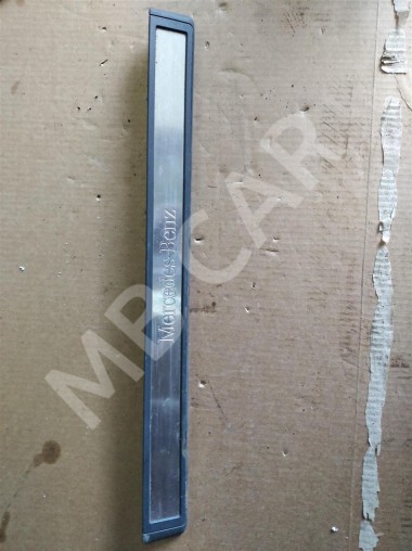 Накладка порога внутренняя MERCEDES-BENZ E-класс W211/S211 (2002 - 2006) — Разборка Мерседес