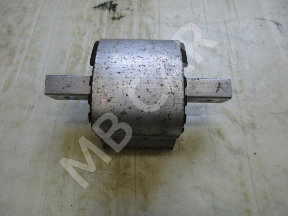 Опора КПП MERCEDES-BENZ C-класс W205/S205/C205/A205 (2014 - 2018) фото 1 — Разборка Мерседес