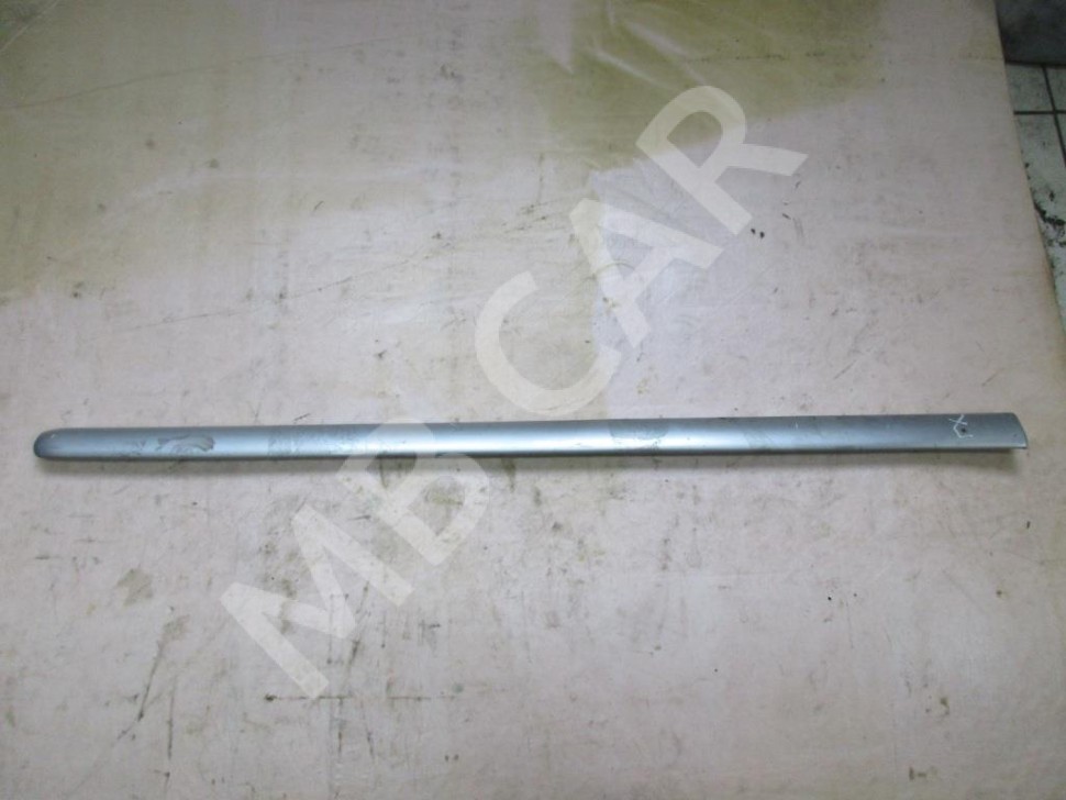 Молдинг двери MERCEDES-BENZ M-класс W163 рестайлинг (2001 - 2005) фото 1 — Разборка Мерседес