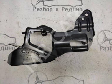 Кронштейн компрессора подвески MERCEDES-BENZ R-класс W251 (2005 - 2007) — Разборка Мерседес