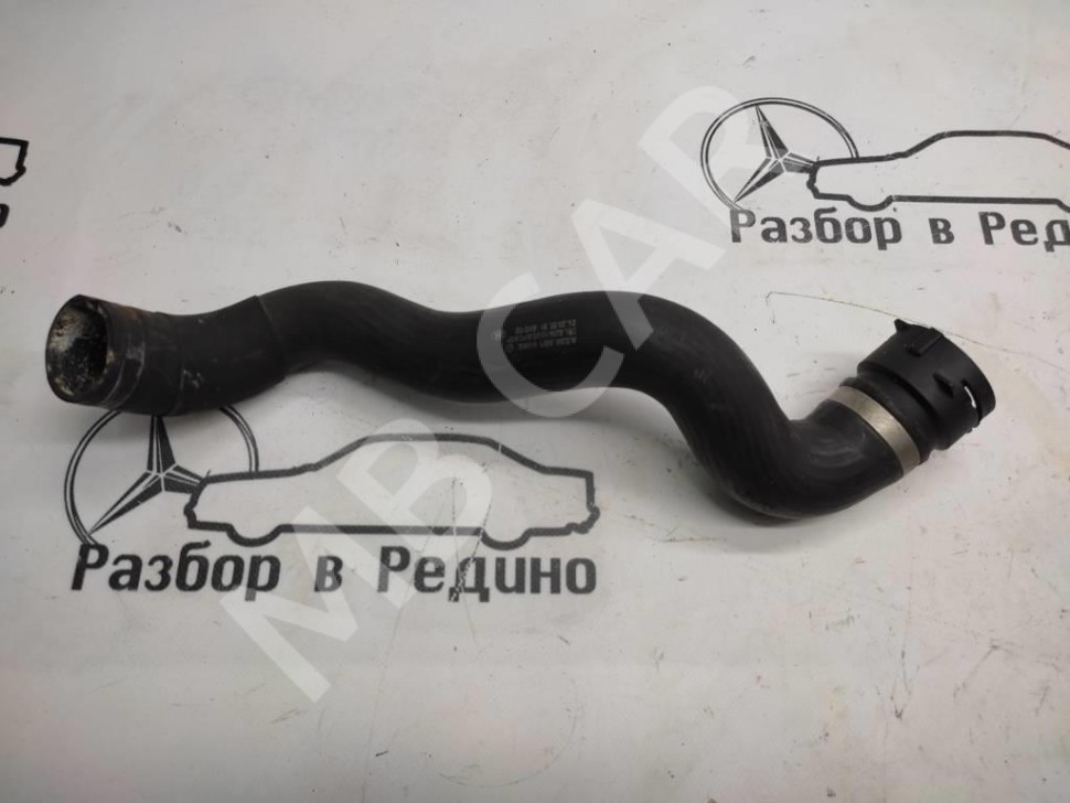 Патрубок радиатора MERCEDES-BENZ S-класс W220 рестайлинг (2002 - 2005) фото 1 — Разборка Мерседес
