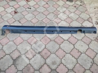 Порог пластиковый правый MERCEDES-BENZ S-класс W220 (1998 - 2005) — Разборка Мерседес