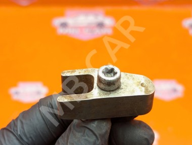 Кронштейн крепления форсунок MERCEDES-BENZ M-класс W164 (2005 - 2008) &mdash; Разборка Мерседес