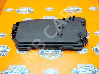 Крышка блока предохранителей MERCEDES-BENZ C-класс W204/S204 (2006 - 2011) — Разборка Мерседес