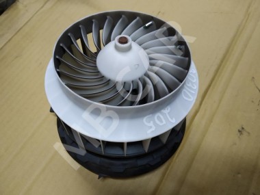 Моторчик печки MERCEDES-BENZ C-класс AMG W205/S205/C205/A205 (2014 - 2018) — Разборка Мерседес