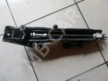 Домкрат MERCEDES-BENZ M-класс AMG W163 рестайлинг (2001 - 2005) — Разборка Мерседес