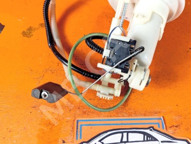 Датчик уровня топлива MERCEDES-BENZ C-класс W204/S204 (2006 - 2011) &mdash; Разборка Мерседес