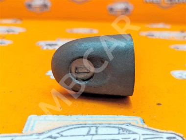 Личинки дверей MERCEDES-BENZ Citan W415 (2012 - 2021) — Разборка Мерседес