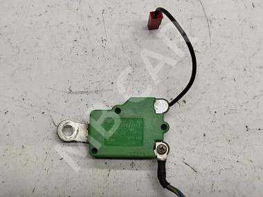 Усилитель антенны MERCEDES-BENZ S-класс W220 рестайлинг (2002 - 2005) — Разборка Мерседес