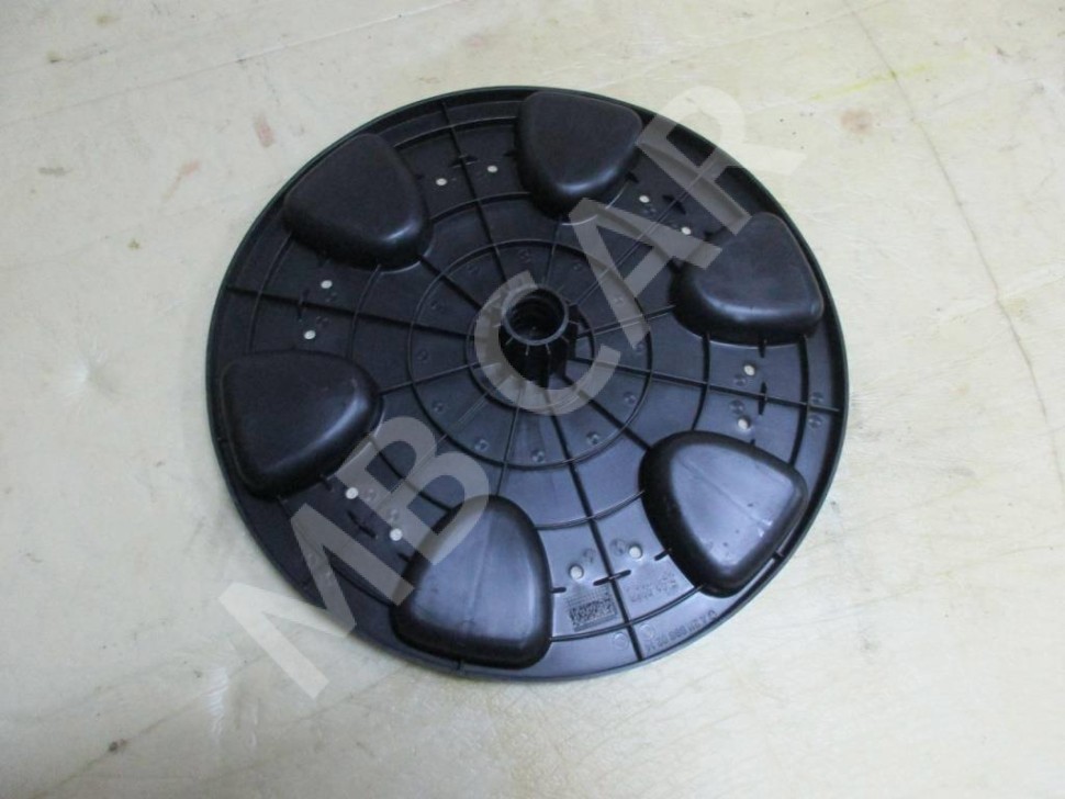 Крепление запаски MERCEDES-BENZ E-класс W211/S211 (2002 - 2006) фото 1 — Разборка Мерседес