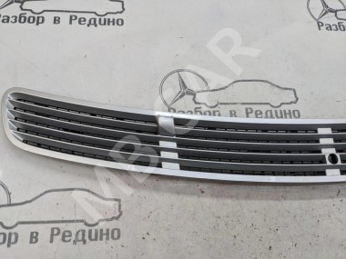 Решетка капота MERCEDES-BENZ E-класс W211/S211 (2002 - 2006) — Разборка Мерседес