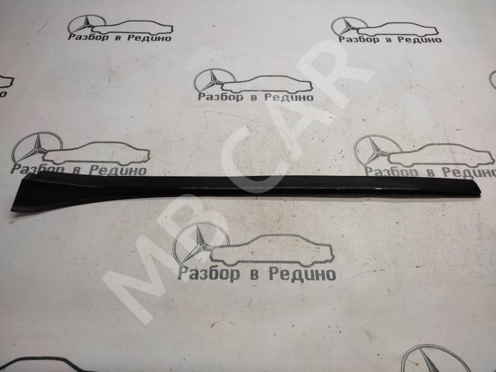 Молдинг лобового стекла MERCEDES-BENZ GLC-класс X253 (2015 - 2019) фото 1 — Разборка Мерседес