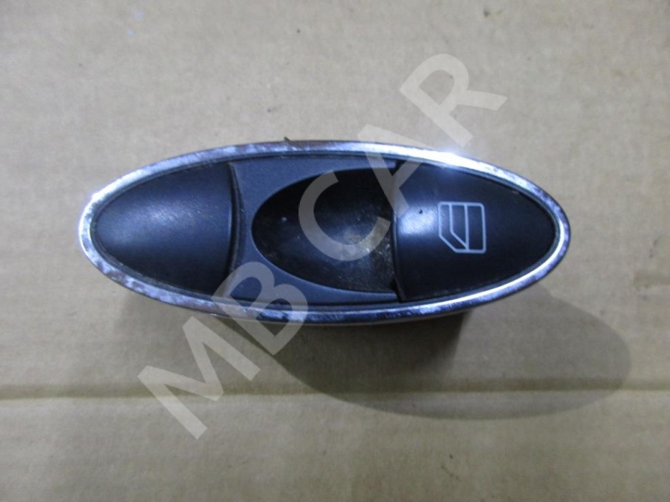 Кнопка стеклоподъемников MERCEDES-BENZ E-класс W211/S211 (2002 - 2006) фото 1 &mdash; Разборка Мерседес