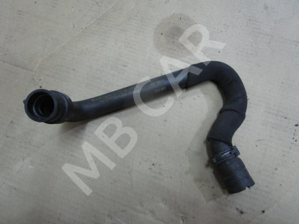 Патрубок ОЖ MERCEDES-BENZ B-класс W245 (2005 - 2009) фото 1 &mdash; Разборка Мерседес