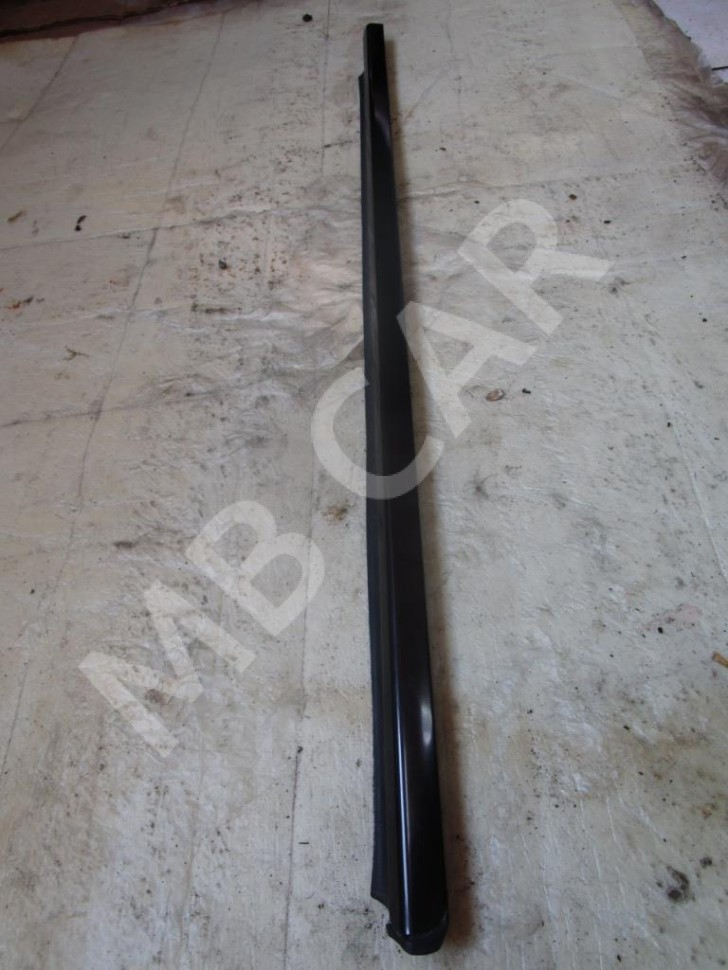 Молдинг стекла двери MERCEDES-BENZ E-класс W211/S211 (2002 - 2006) фото 1 &mdash; Разборка Мерседес