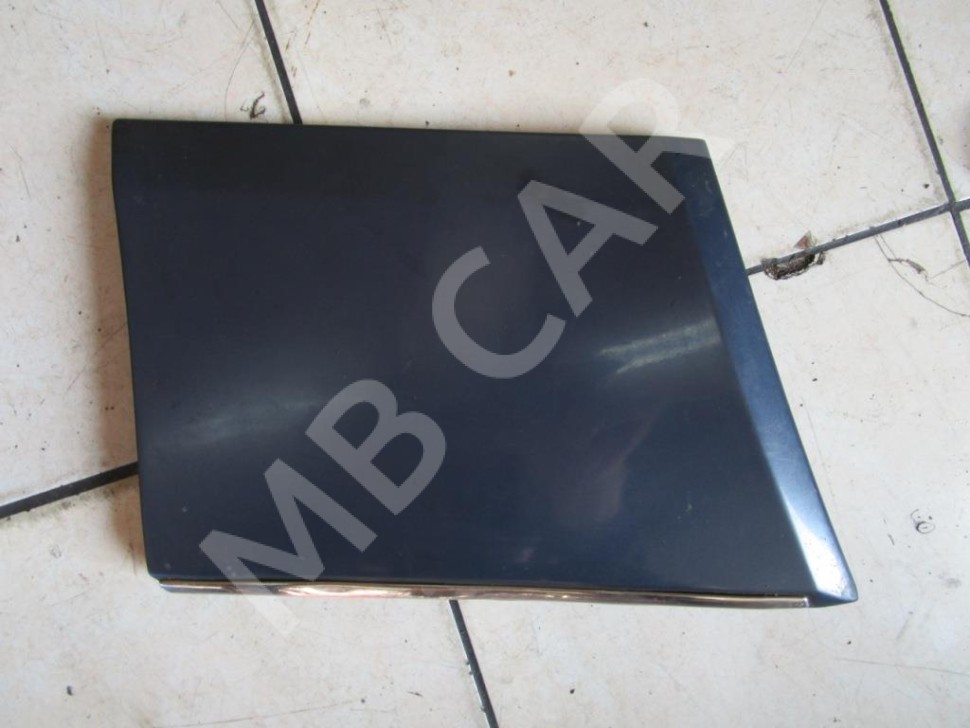 Молдинг крыла левый MERCEDES-BENZ W124 W124/S124/C124/A124 (1984 - 1993) фото 1 — Разборка Мерседес