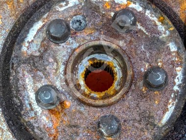 Кулак поворотный передний правый MERCEDES-BENZ M-класс W163 (1997 - 2001) — Разборка Мерседес