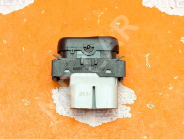 Кнопка MERCEDES-BENZ M-класс W163 рестайлинг (2001 - 2005) &mdash; Разборка Мерседес