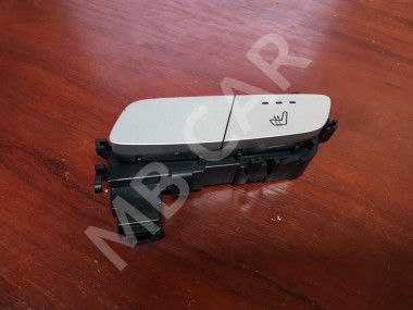 Кнопка обогрева сидений MERCEDES-BENZ C-класс AMG W205/S205/C205/A205 (2014 - 2018) — Разборка Мерседес