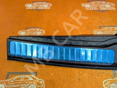 Накладка замка багажника MERCEDES-BENZ GLE-класс V167 (2018 - 2024) — Разборка Мерседес