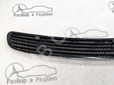 Решетка капота MERCEDES-BENZ S-класс W220 (1998 - 2005) — Разборка Мерседес