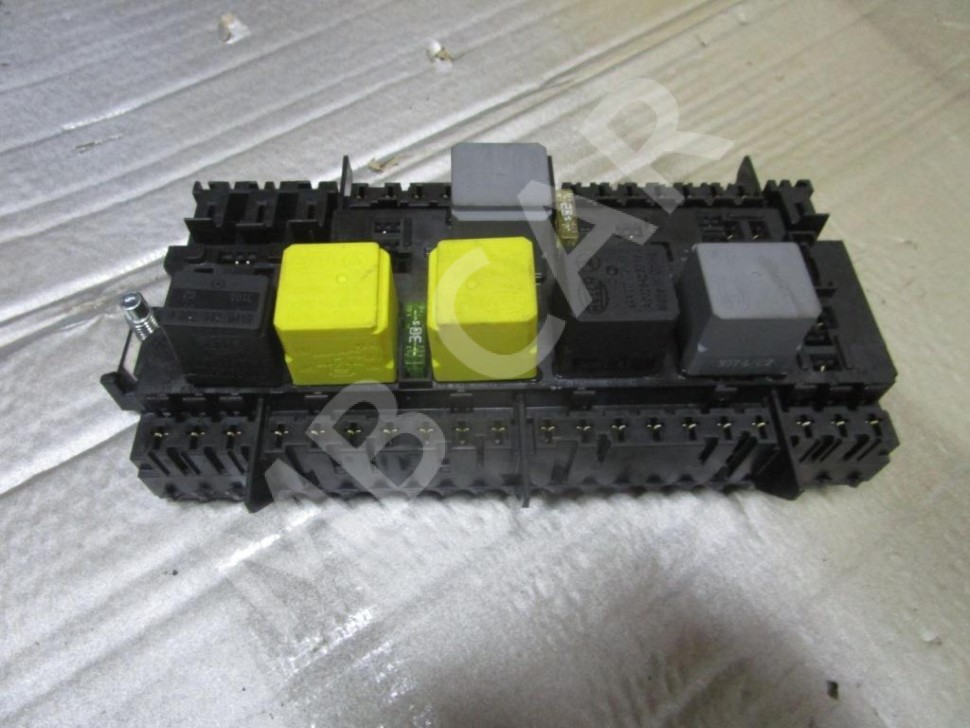 Блок предохранителей MERCEDES-BENZ CLA-класс C117/X117 (2013 - 2016) фото 1 — Разборка Мерседес