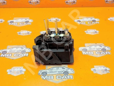 Блок клапанов пневмоподвески MERCEDES-BENZ S-класс W221 рестайлинг (2009 - 2013) — Разборка Мерседес