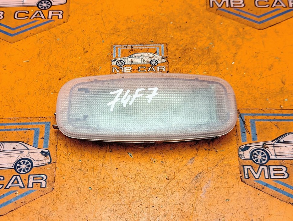 Плафон салона MERCEDES-BENZ A-класс W168 рестайлинг (2001 - 2004) A 210 2.1 AT (140 л.с.) фото 1 &mdash; Разборка Мерседес