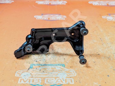 Кронштейн компрессора подвески MERCEDES-BENZ S-класс W220 рестайлинг (2002 - 2005) — Разборка Мерседес