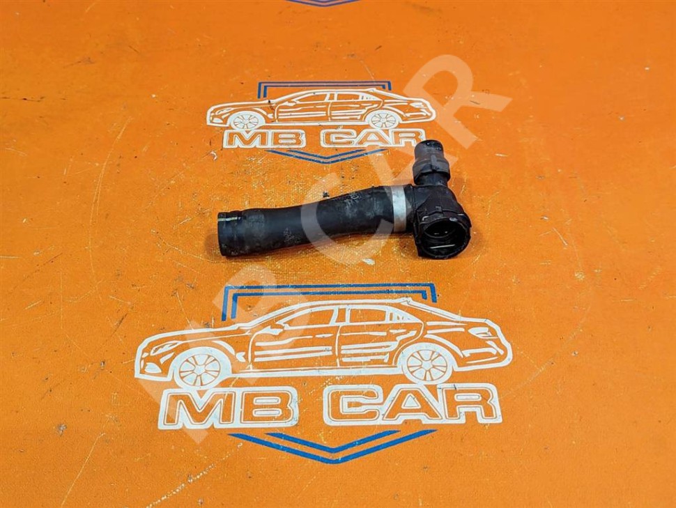 Патрубок ОЖ MERCEDES-BENZ GLA-класс H247 (2019 - 2023) фото 1 — Разборка Мерседес